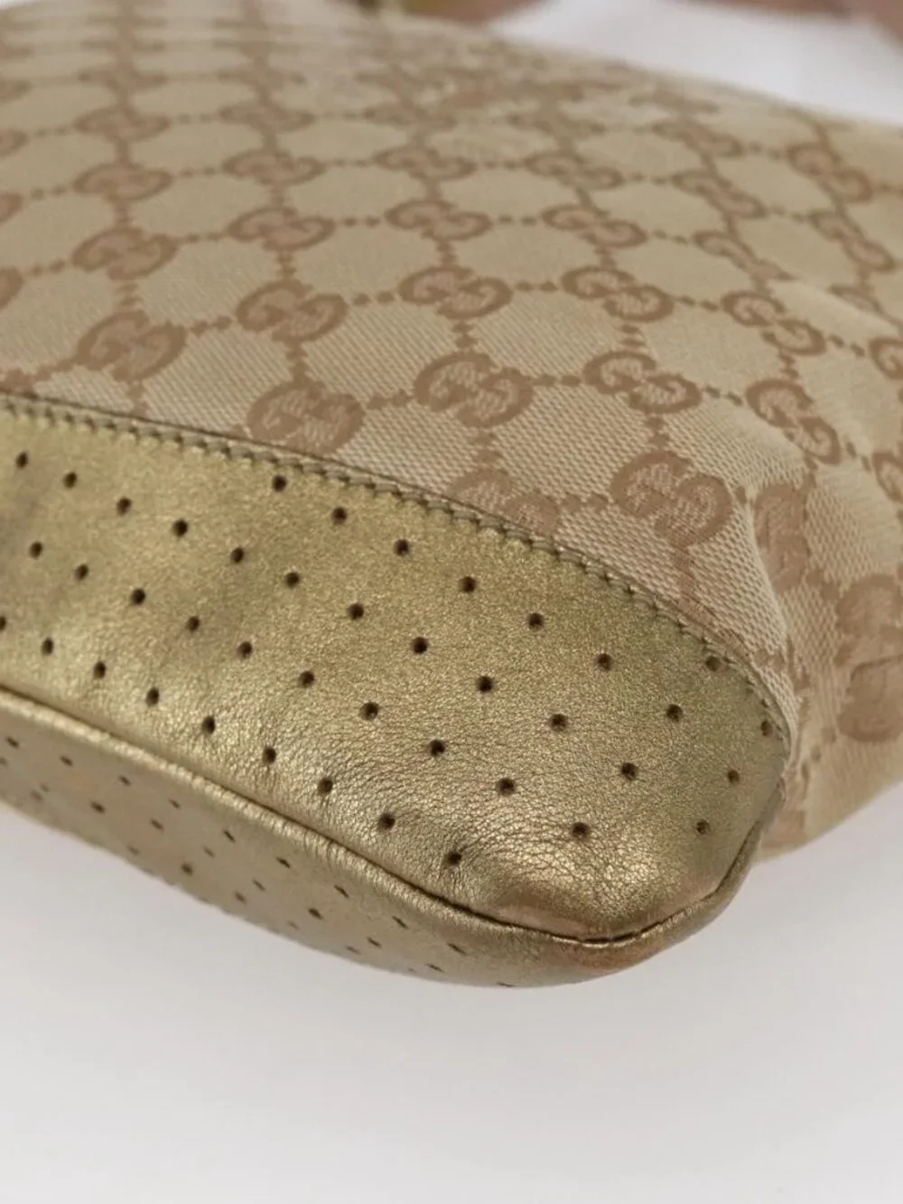 Authentic GUCCI GG Canvas Shoulder Bag Beige Gold 145857 - Picture 7 of 16